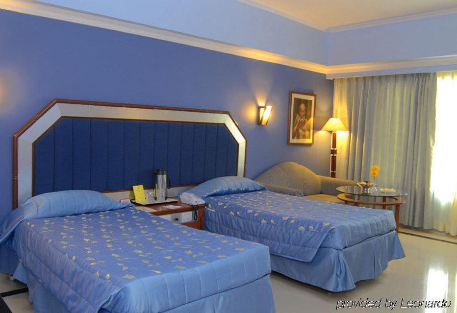 Hotel Swosti Premium Bhubaneswar Exterior photo