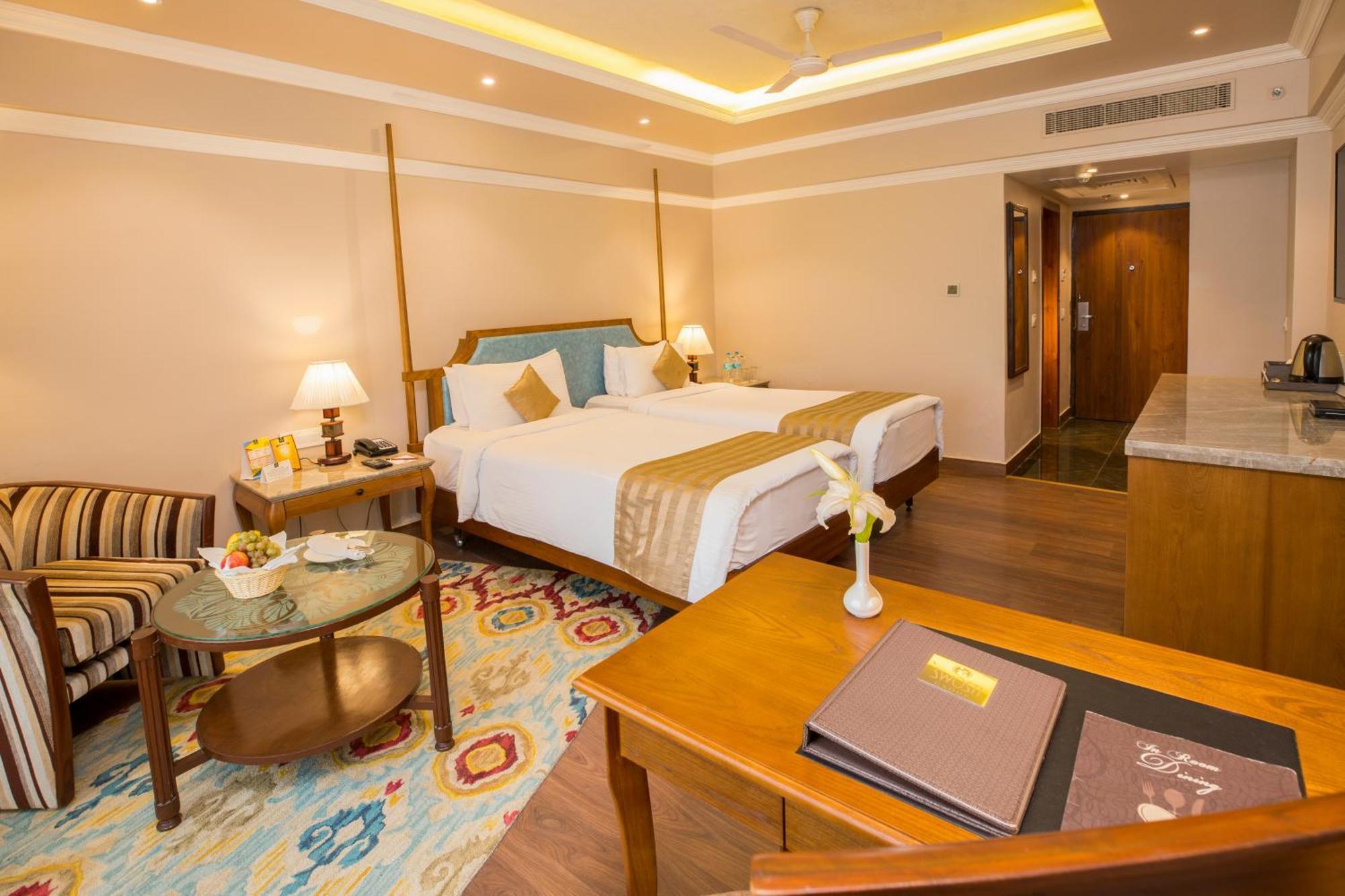 Hotel Swosti Premium Bhubaneswar Exterior photo