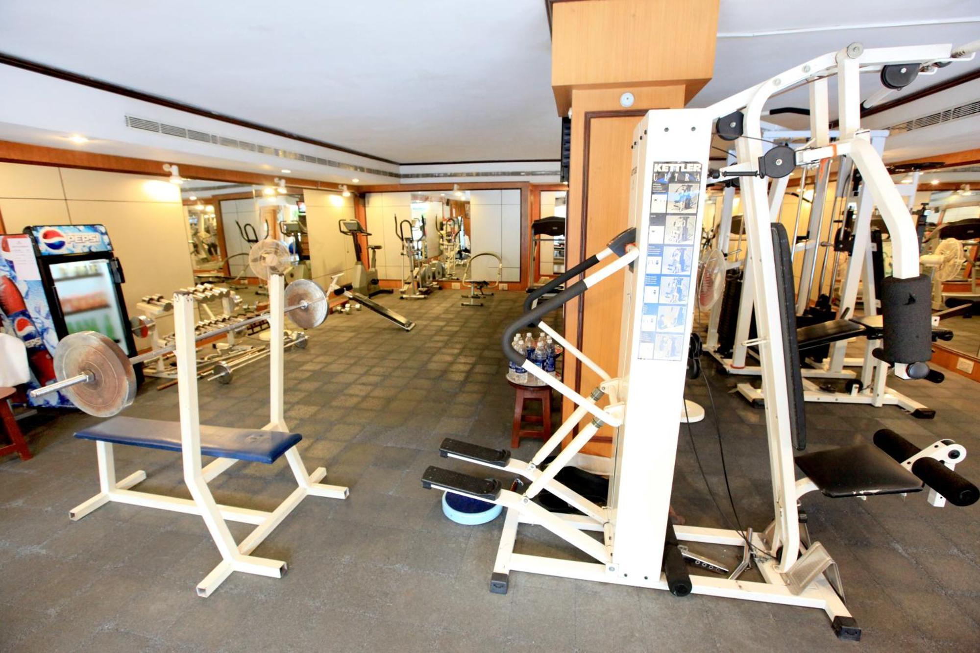 Hotel Swosti Premium Bhubaneswar Exterior photo