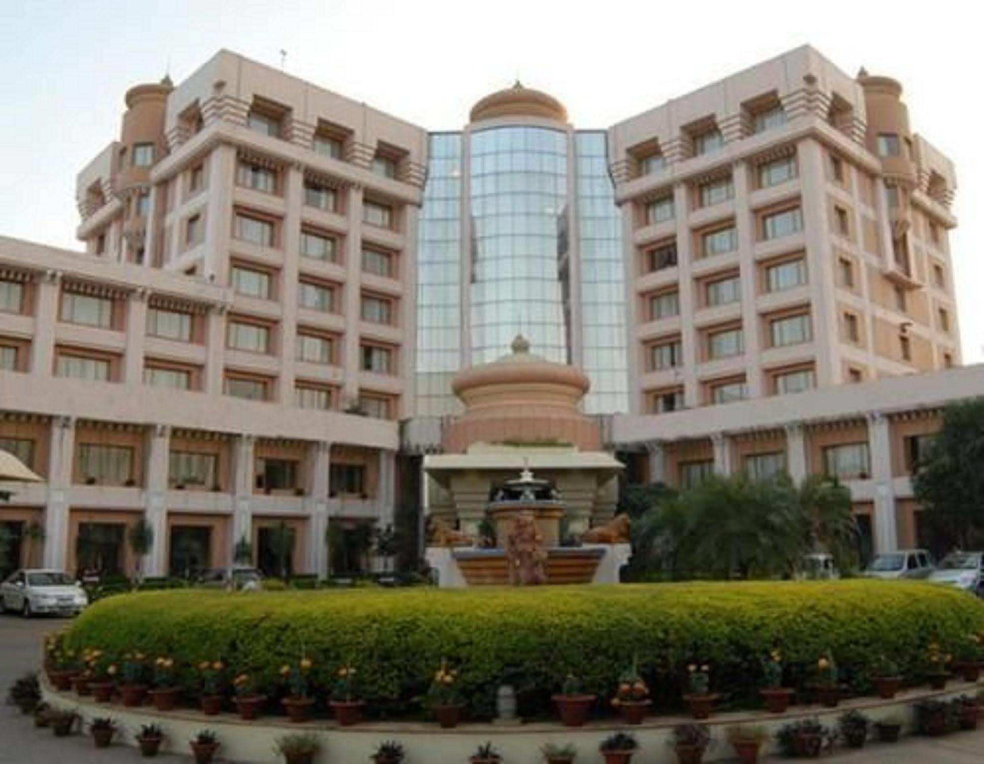 Hotel Swosti Premium Bhubaneswar Exterior photo